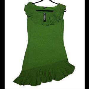 New Green sweater dress ruffle L​